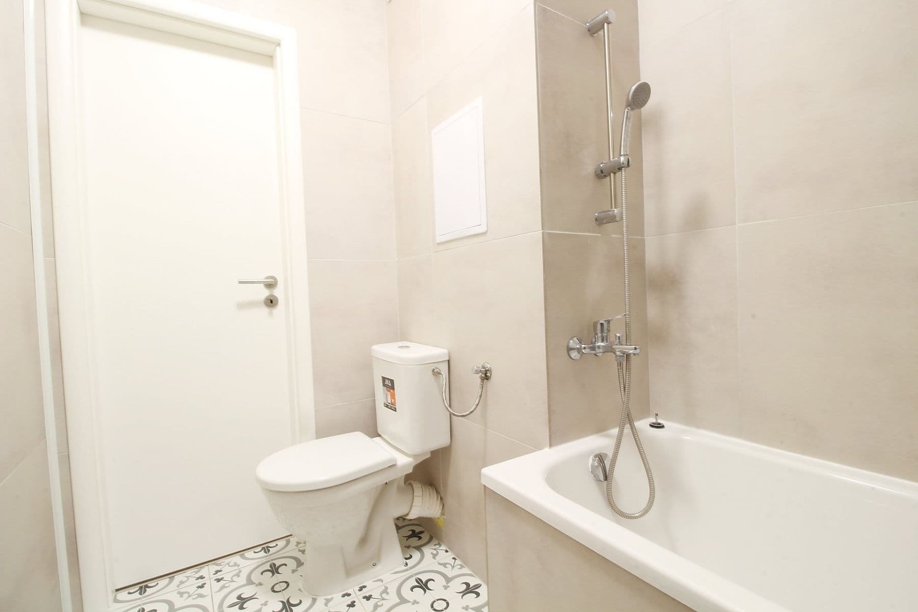 Pronájem bytu 2+1 66 m², Liškova, Praha, Praha Pronájem bytu 2+1 66 m², Liškova, Praha, Praha