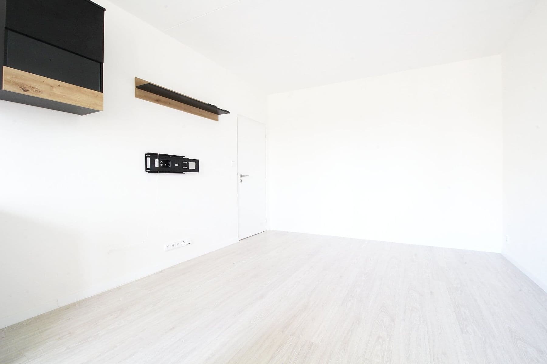 Pronájem bytu 2+1 66 m², Liškova, Praha, Praha Pronájem bytu 2+1 66 m², Liškova, Praha, Praha