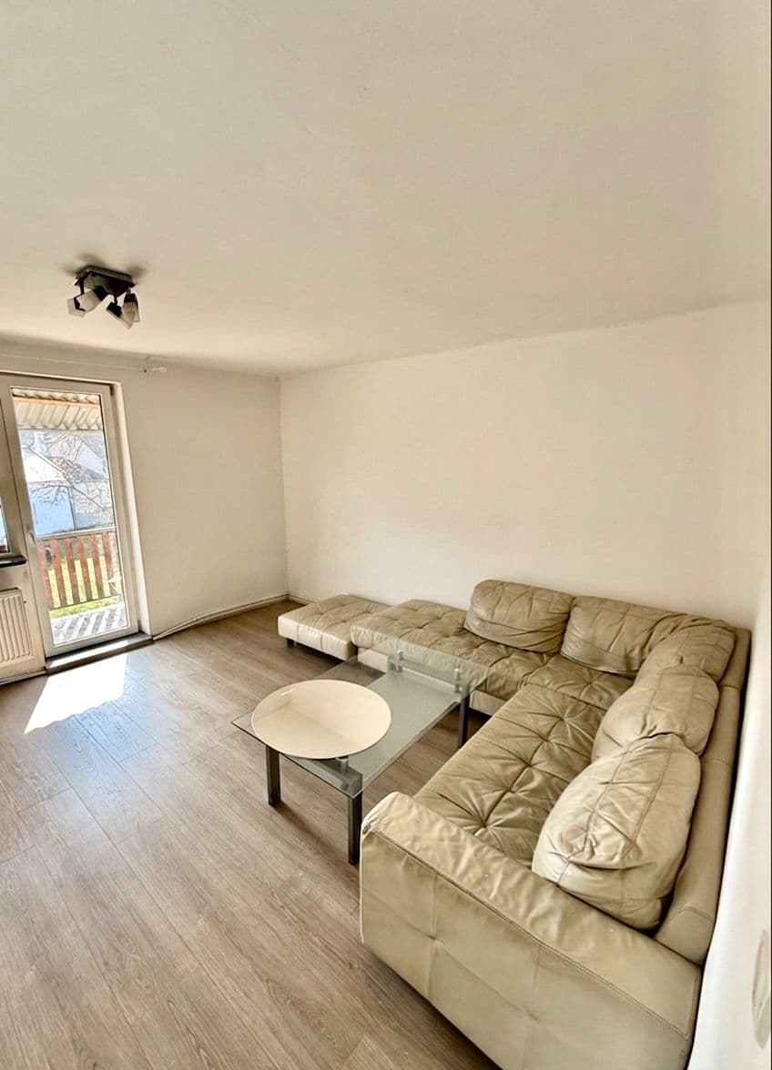 Pronájem bytu 3+1 71 m², Bitozeves, Ústecký kraj Pronájem bytu 3+1 71 m², Bitozeves, Ústecký kraj