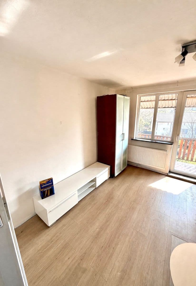 Pronájem bytu 3+1 71 m², Bitozeves, Ústecký kraj Pronájem bytu 3+1 71 m², Bitozeves, Ústecký kraj