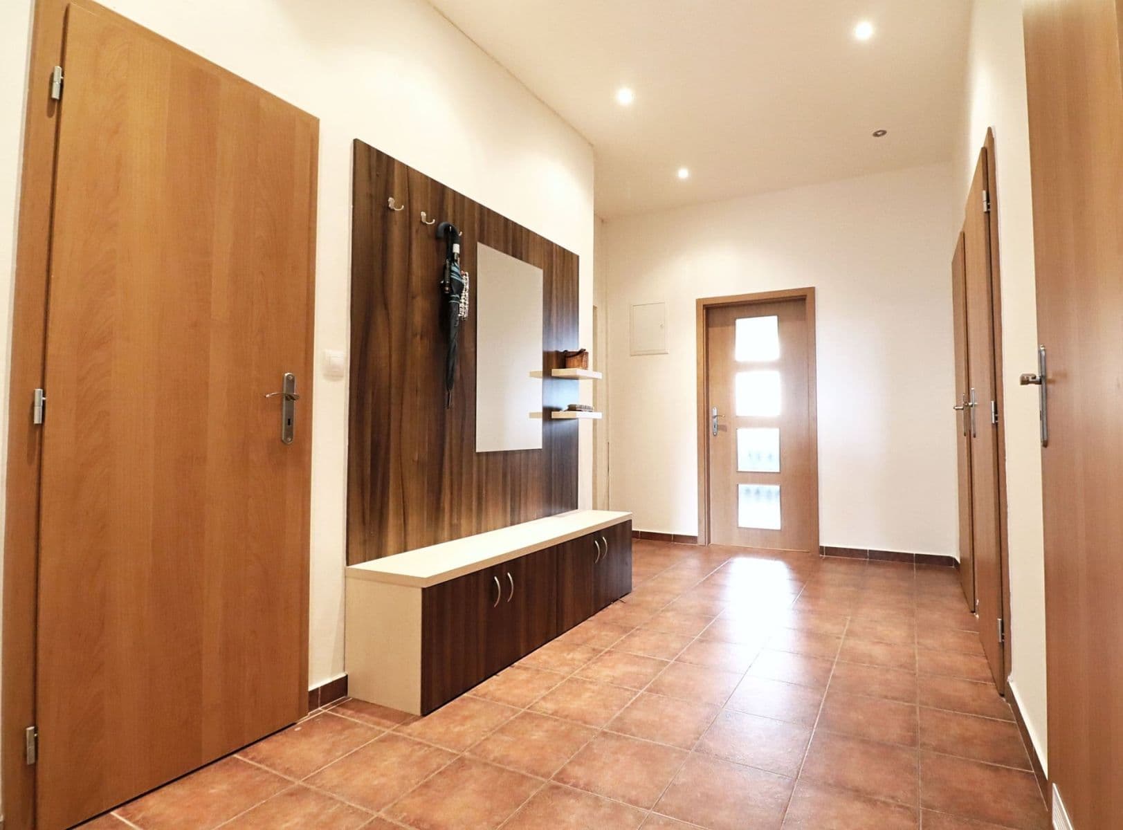 Pronájem bytu 2+kk 76 m², Černokostelecká, Praha, Praha Pronájem bytu 2+kk 76 m², Černokostelecká, Praha, Praha