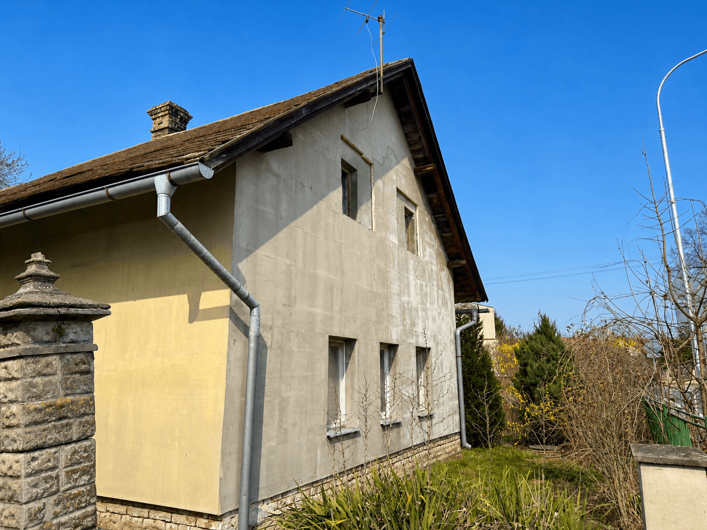 Prodej domu 80 m², pozemek 1.633 m², Dolní Roveň, Pardubický kraj Prodej domu 80 m², pozemek 1.633 m², Dolní Roveň, Pardubický kraj