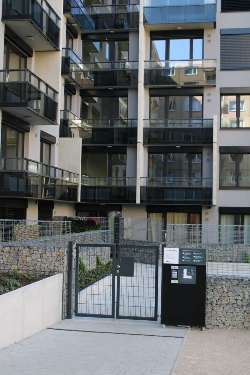 Pronájem bytu 2+kk 45 m², Hodkovická, Praha, Praha Pronájem bytu 2+kk 45 m², Hodkovická, Praha, Praha