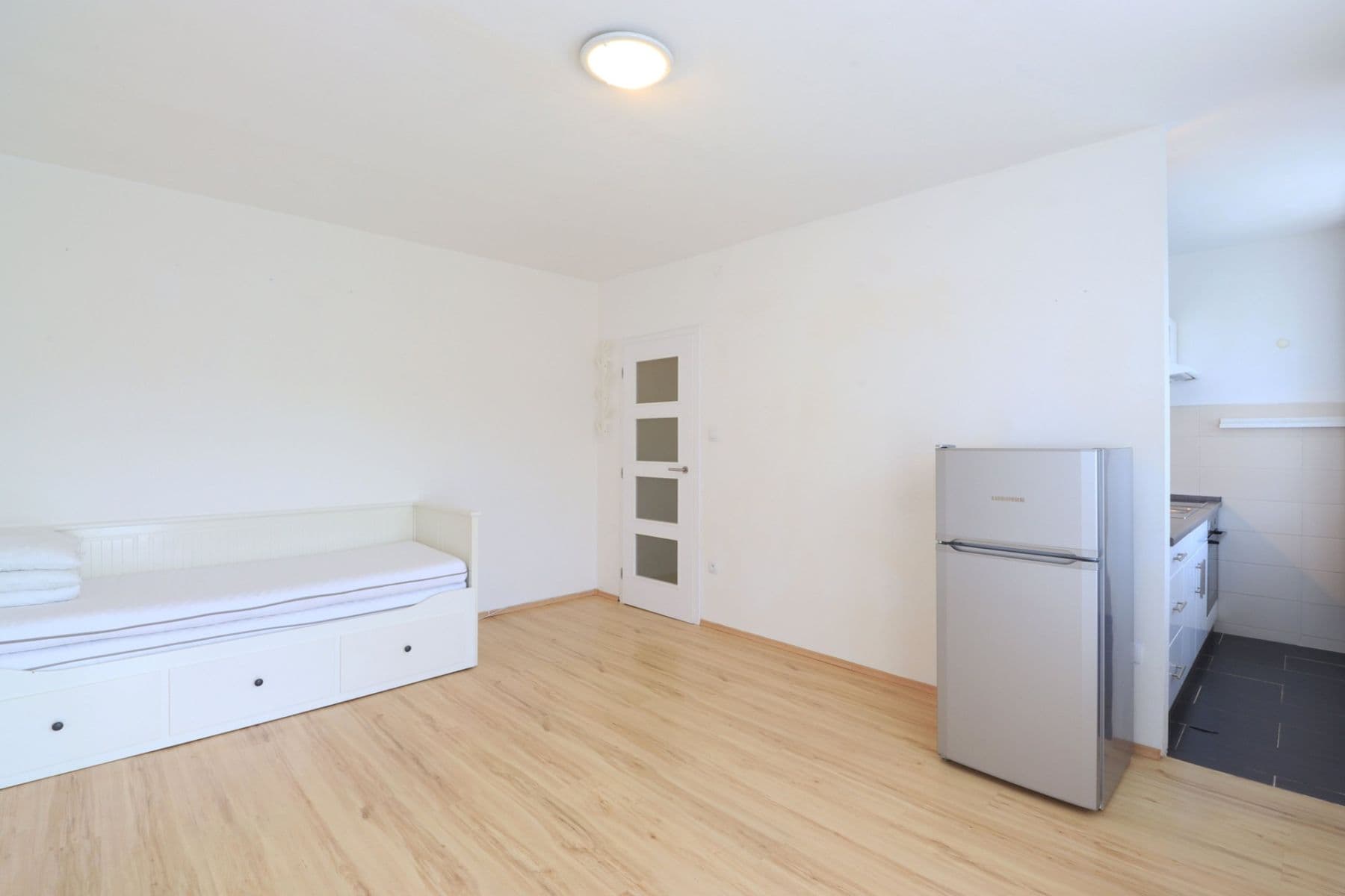 Pronájem bytu 1+kk 33 m², Hurbanova, Praha, Praha Pronájem bytu 1+kk 33 m², Hurbanova, Praha, Praha
