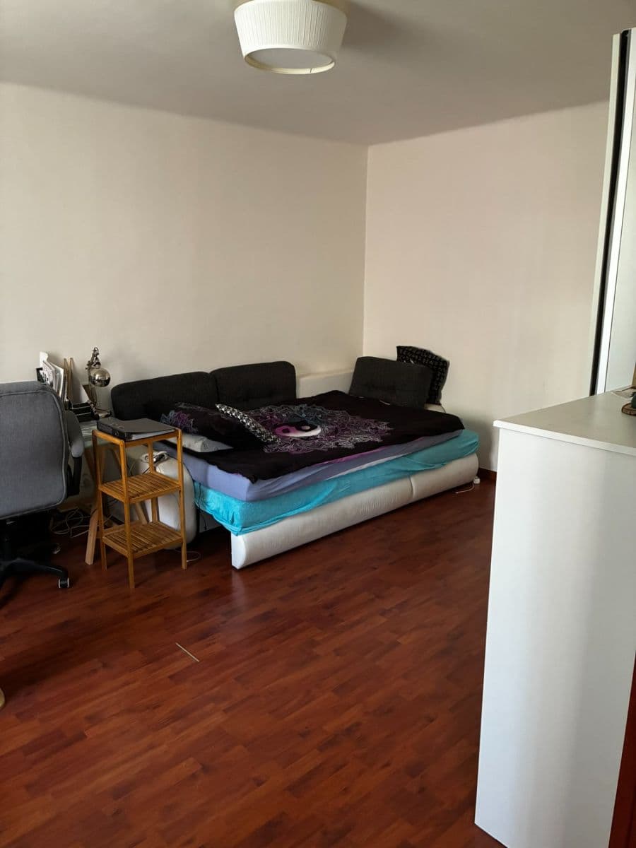 Pronájem bytu 1+1 36 m², Nad ostrovem, Praha, Praha Pronájem bytu 1+1 36 m², Nad ostrovem, Praha, Praha