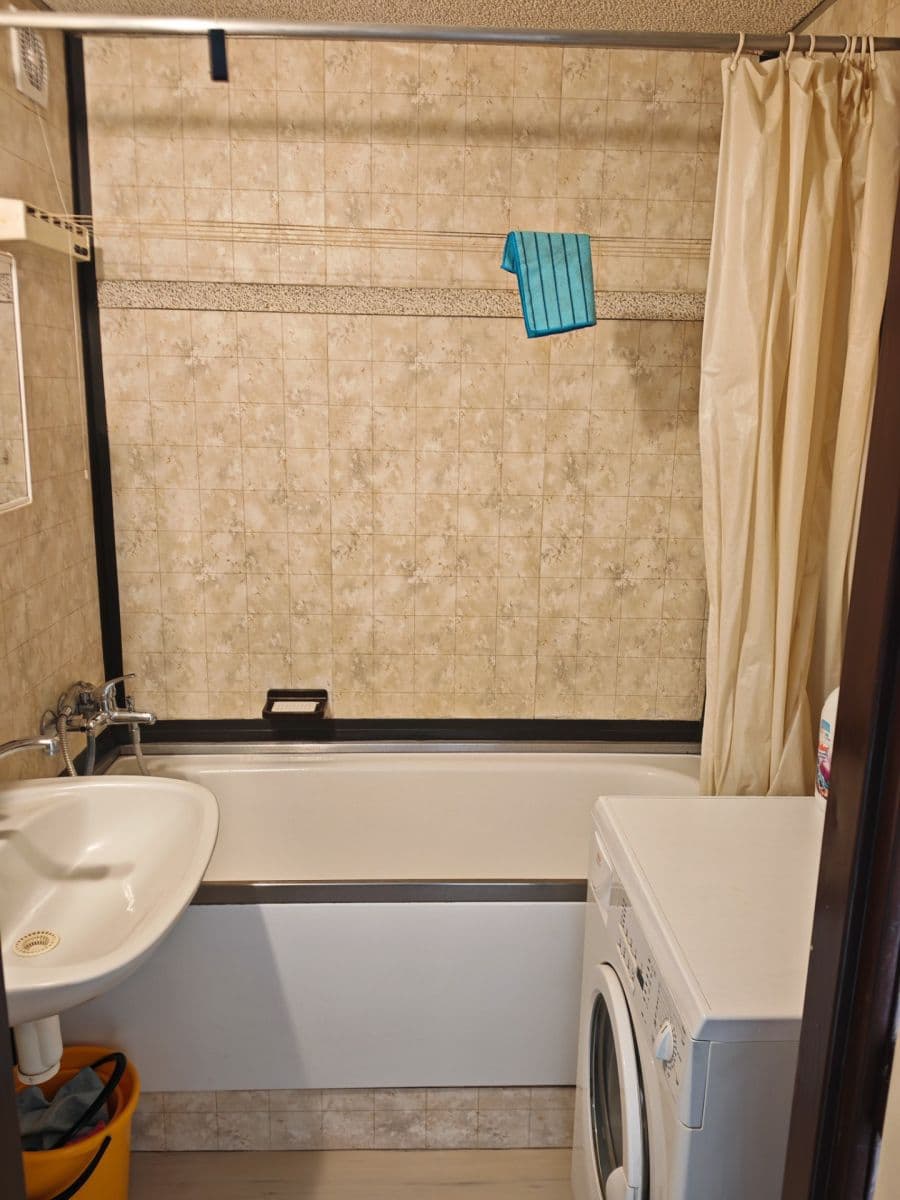 Pronájem bytu 2+1 53 m², Dubnova, Praha, Praha Pronájem bytu 2+1 53 m², Dubnova, Praha, Praha