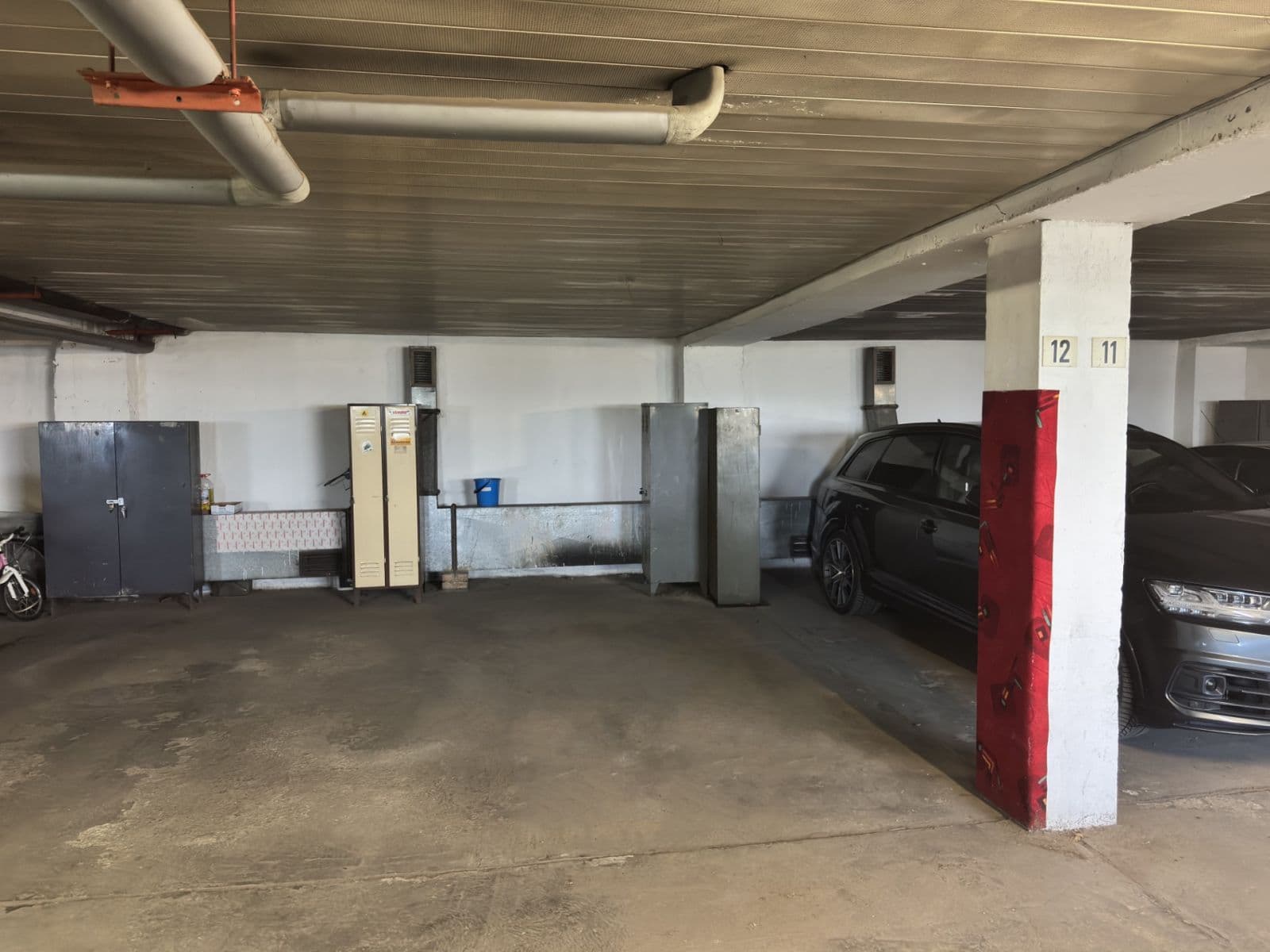 Pronájem garáže 15 m², Lumiérů, Praha, Praha Pronájem garáže 15 m², Lumiérů, Praha, Praha