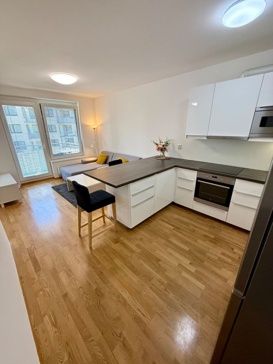 Pronájem bytu 2+kk 53 m², Makedonská, Praha, Praha Pronájem bytu 2+kk 53 m², Makedonská, Praha, Praha