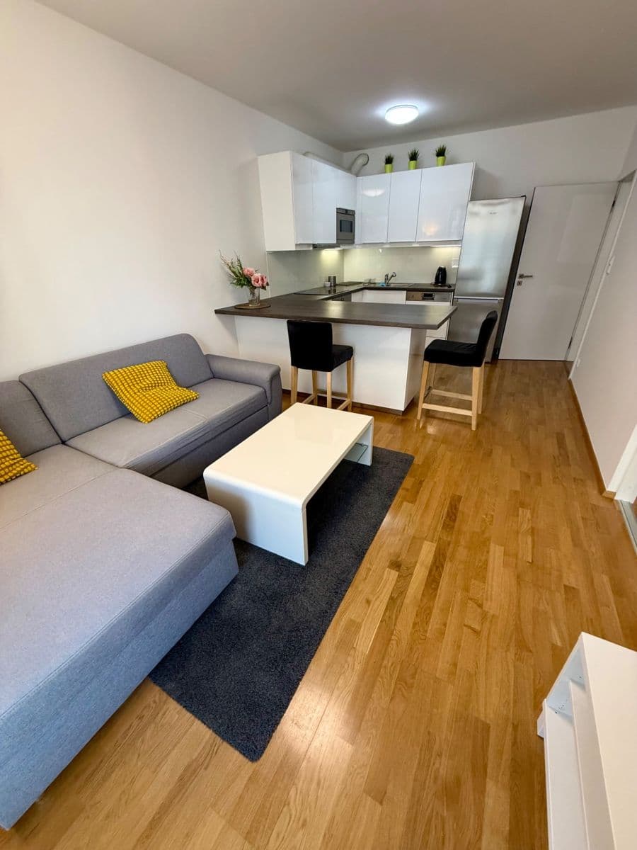 Pronájem bytu 2+kk 53 m², Makedonská, Praha, Praha Pronájem bytu 2+kk 53 m², Makedonská, Praha, Praha