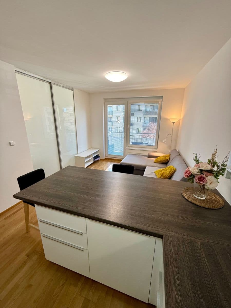 Pronájem bytu 2+kk 53 m², Makedonská, Praha, Praha Pronájem bytu 2+kk 53 m², Makedonská, Praha, Praha