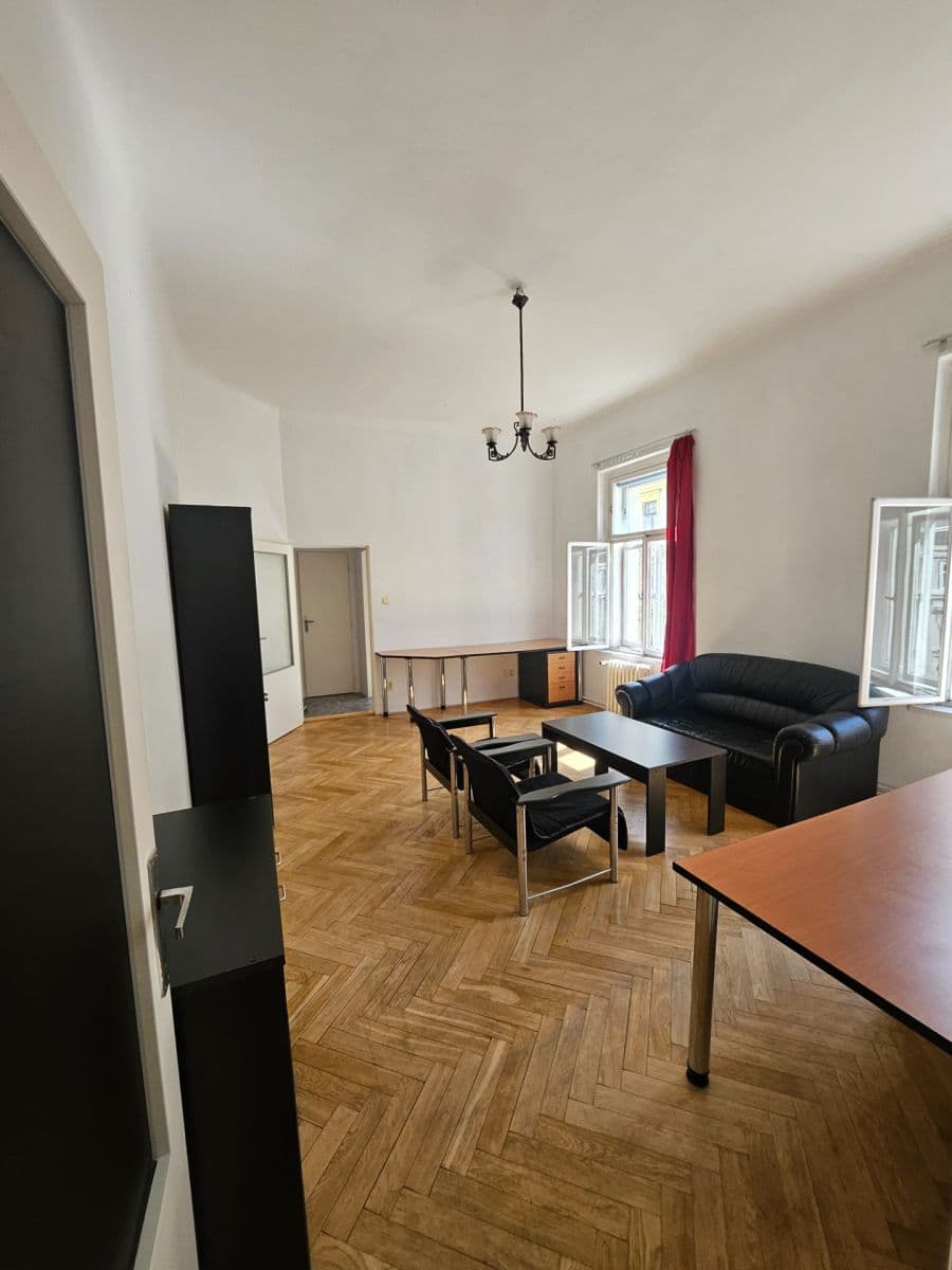 Pronájem bytu 2+1 53 m², Uruguayská, Praha, Praha Pronájem bytu 2+1 53 m², Uruguayská, Praha, Praha