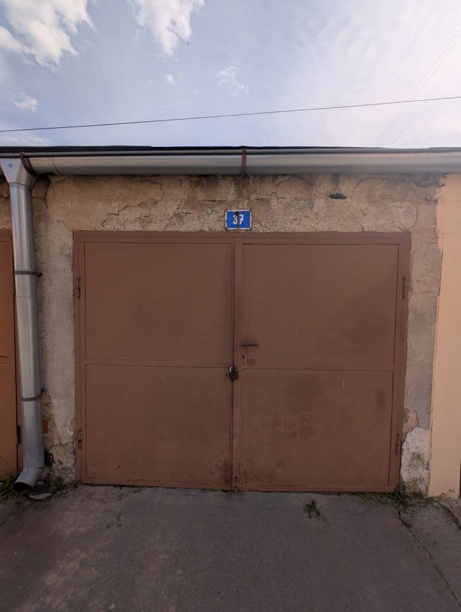 Prodej bytu 3+1 65 m², Kutnohorská, Trebišov, Košický kraj Prodej bytu 3+1 65 m², Kutnohorská, Trebišov, Košický kraj