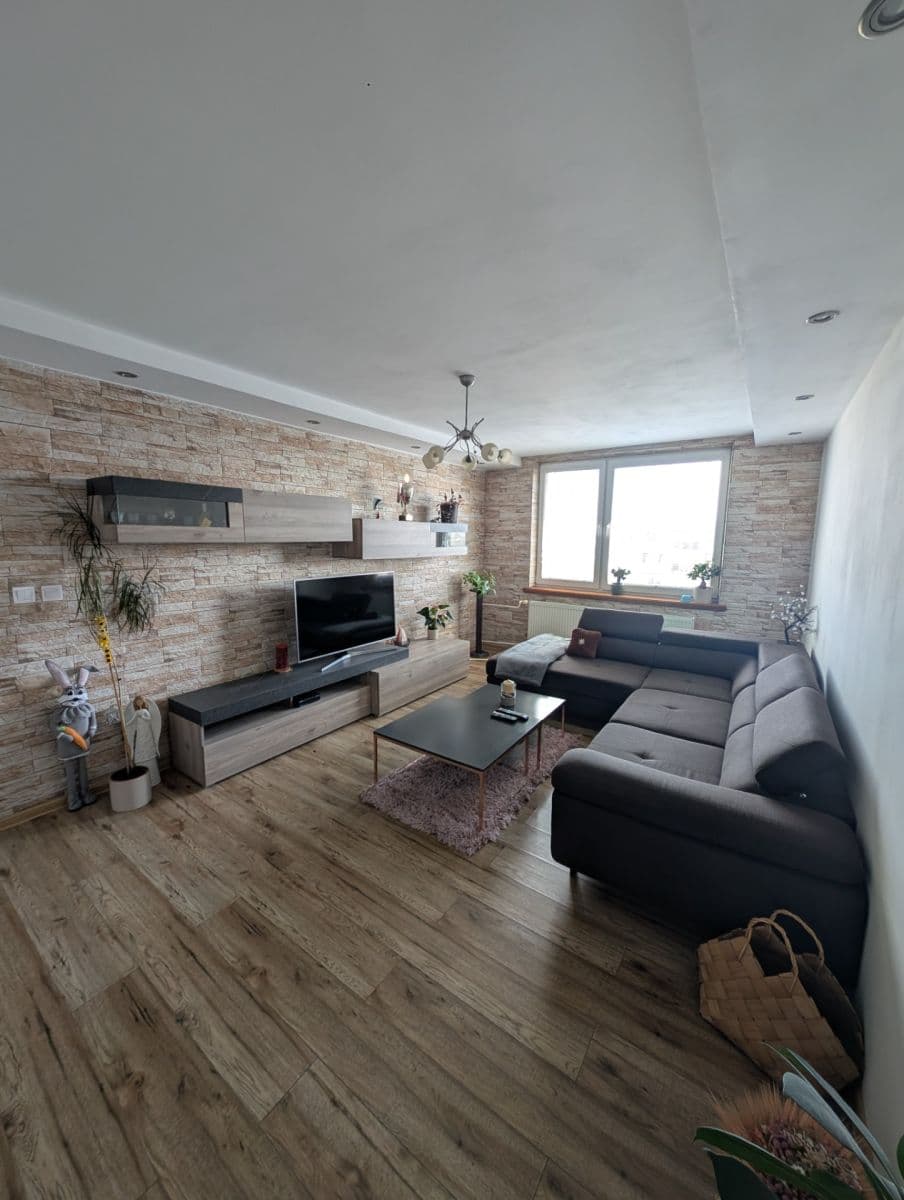 Prodej bytu 3+1 65 m², Kutnohorská, Trebišov, Košický kraj Prodej bytu 3+1 65 m², Kutnohorská, Trebišov, Košický kraj