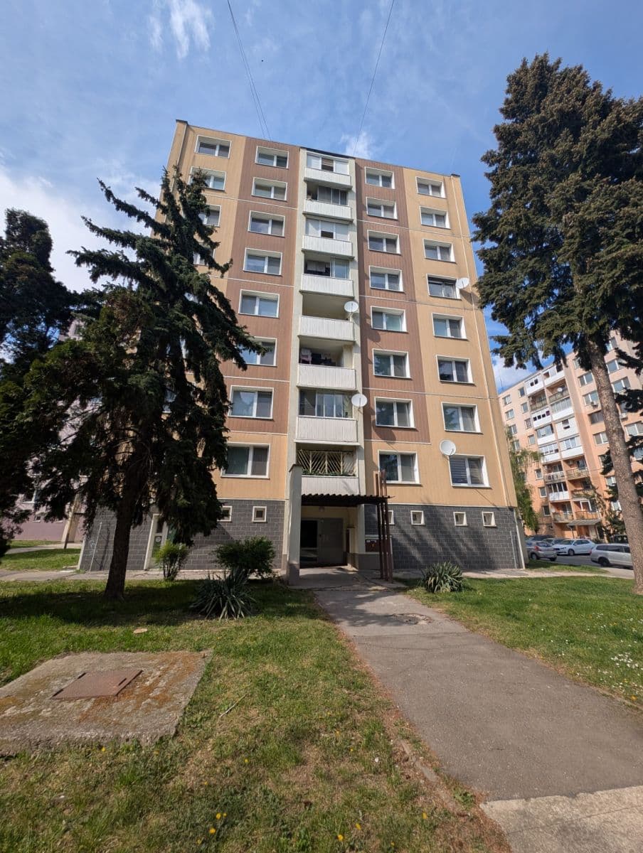 Prodej bytu 3+1 65 m², Kutnohorská, Trebišov, Košický kraj Prodej bytu 3+1 65 m², Kutnohorská, Trebišov, Košický kraj