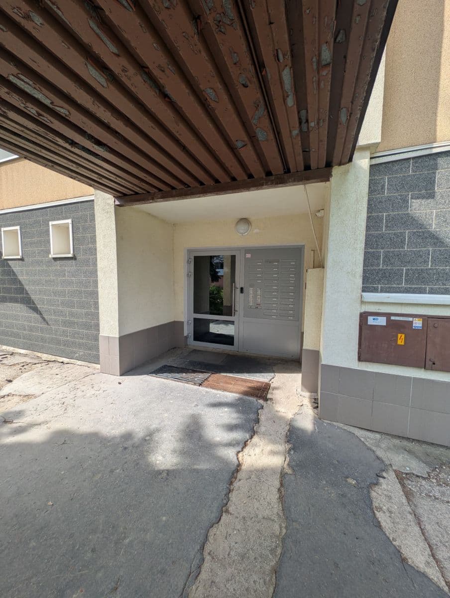 Prodej bytu 3+1 65 m², Kutnohorská, Trebišov, Košický kraj Prodej bytu 3+1 65 m², Kutnohorská, Trebišov, Košický kraj