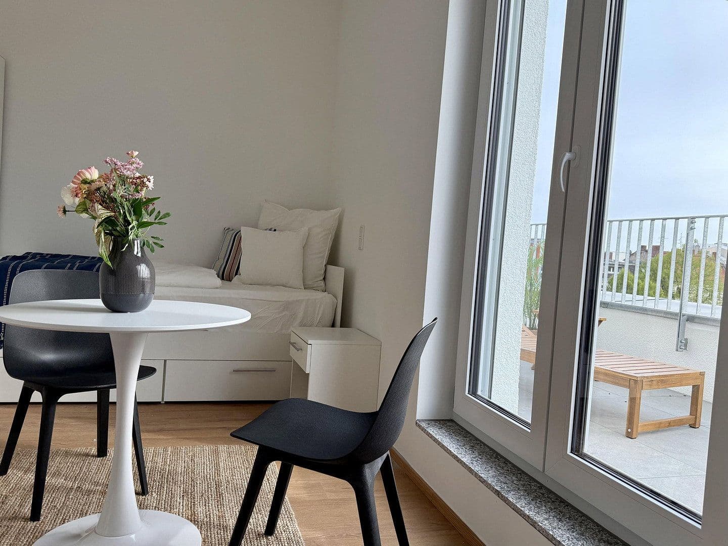 Pronájem bytu 1+1 30 m², Berlin, Berlín Pronájem bytu 1+1 30 m², Berlin, Berlín