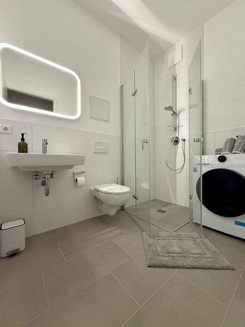 Pronájem bytu 1+1 30 m², Berlin, Berlín Pronájem bytu 1+1 30 m², Berlin, Berlín