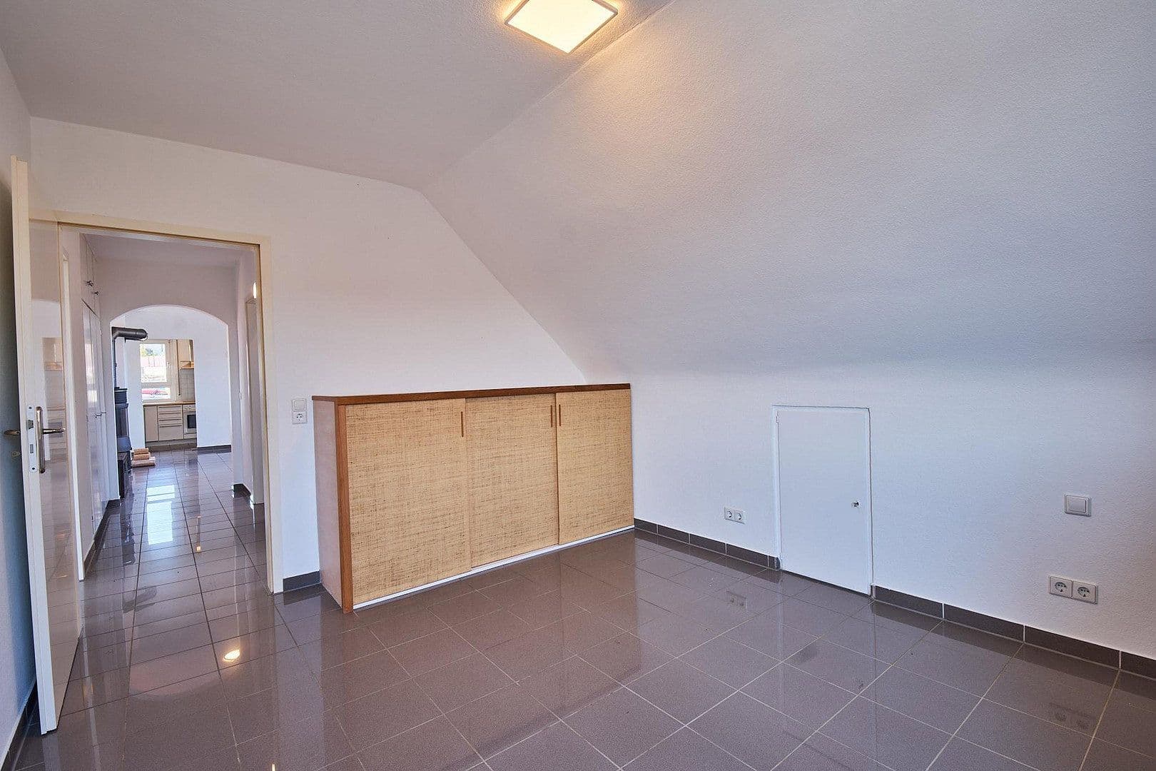 Prodej bytu 4+kk 105 m², Esslingen am Neckar, Bádensko-Württembersko Prodej bytu 4+kk 105 m², Esslingen am Neckar, Bádensko-Württembersko