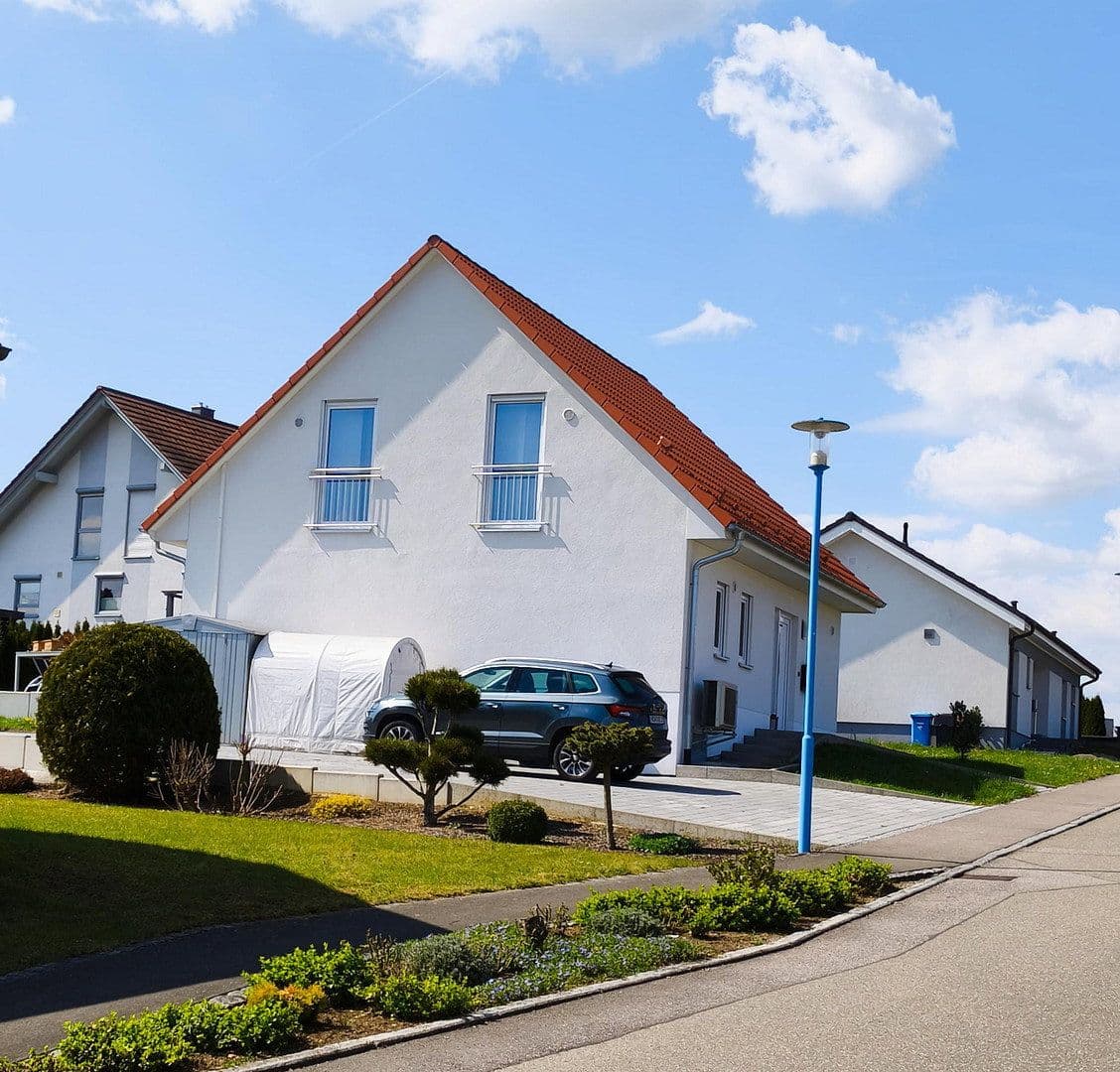 Prodej domu 155 m², pozemek 560 m², Dautmergen, Bádensko-Württembersko Prodej domu 155 m², pozemek 560 m², Dautmergen, Bádensko-Württembersko