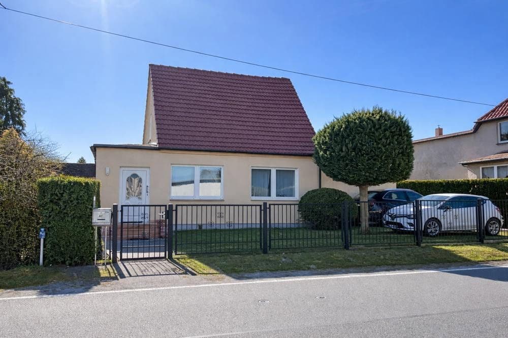 Prodej domu 244 m², pozemek 1.764 m², Zemitz, Mecklenburg-Vorpommern Prodej domu 244 m², pozemek 1.764 m², Zemitz, Mecklenburg-Vorpommern
