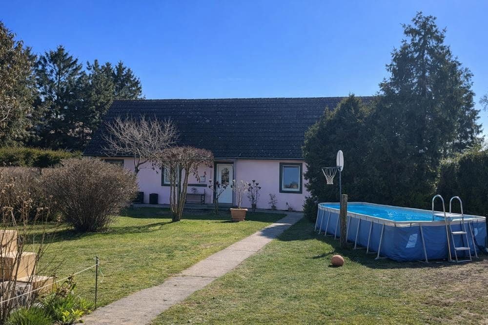 Prodej domu 244 m², pozemek 1.764 m², Zemitz, Mecklenburg-Vorpommern Prodej domu 244 m², pozemek 1.764 m², Zemitz, Mecklenburg-Vorpommern