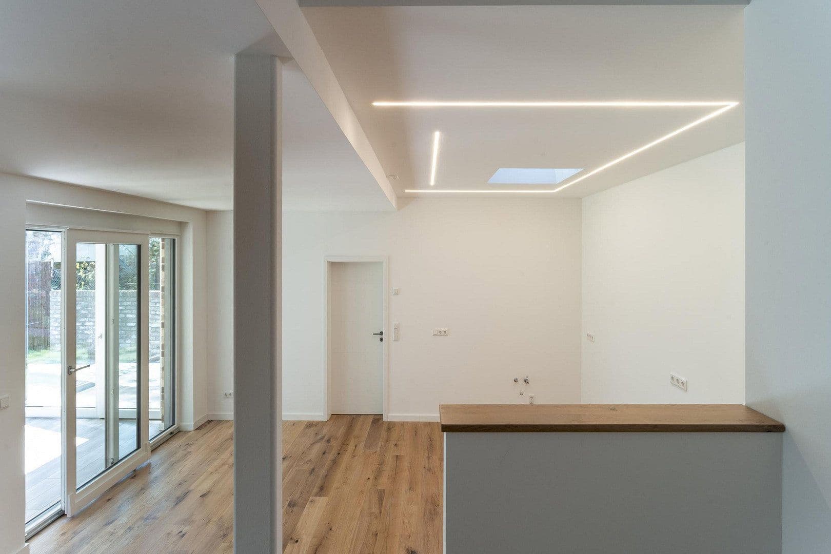 Prodej bytu 3+1 104 m², Halle, Sasko-Anhaltsko Prodej bytu 3+1 104 m², Halle, Sasko-Anhaltsko