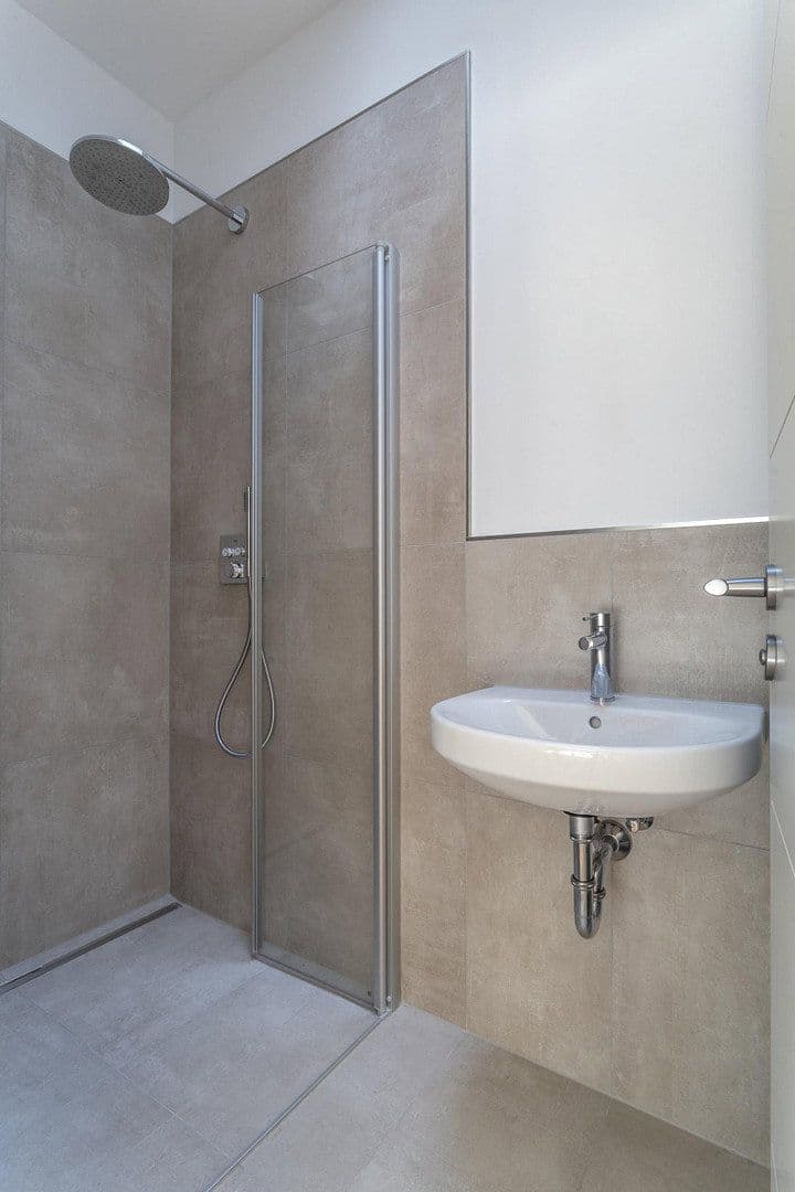 Prodej bytu 3+1 104 m², Halle, Sasko-Anhaltsko Prodej bytu 3+1 104 m², Halle, Sasko-Anhaltsko