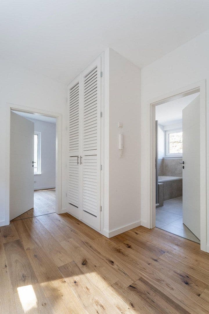 Prodej bytu 3+1 104 m², Halle, Sasko-Anhaltsko Prodej bytu 3+1 104 m², Halle, Sasko-Anhaltsko