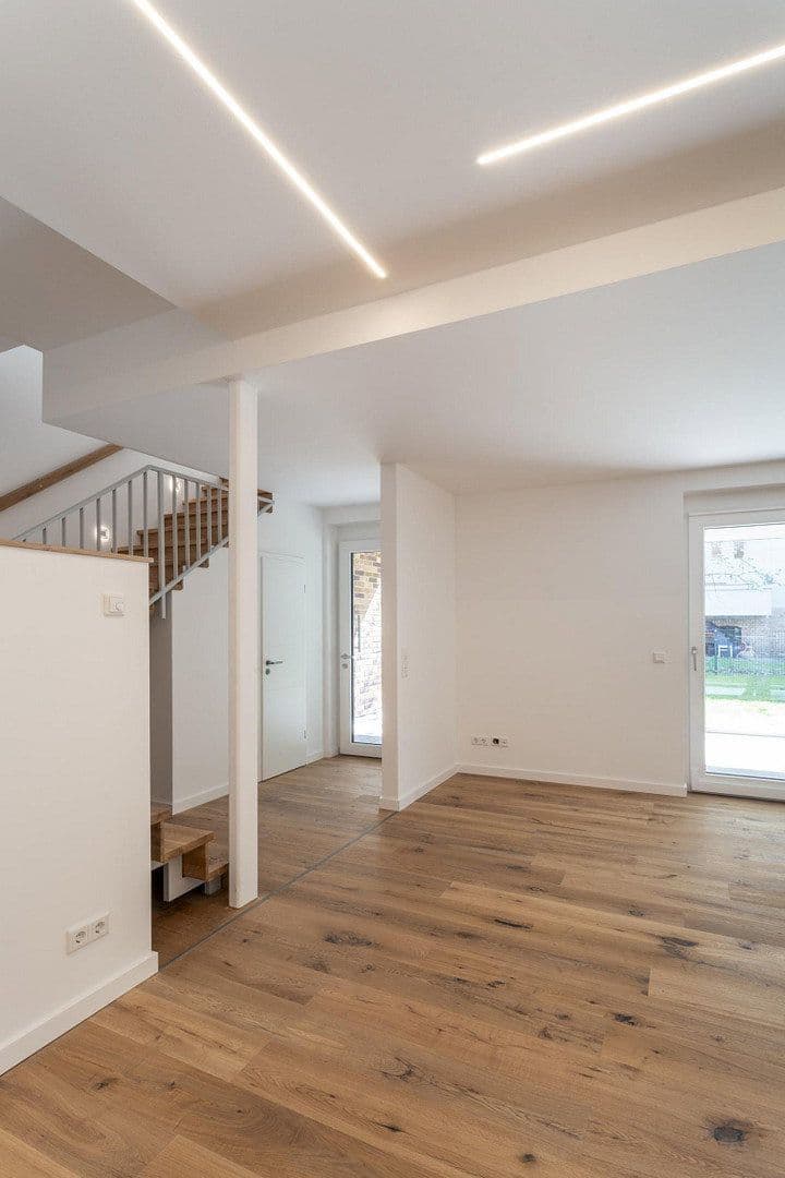 Prodej bytu 3+1 104 m², Halle, Sasko-Anhaltsko Prodej bytu 3+1 104 m², Halle, Sasko-Anhaltsko