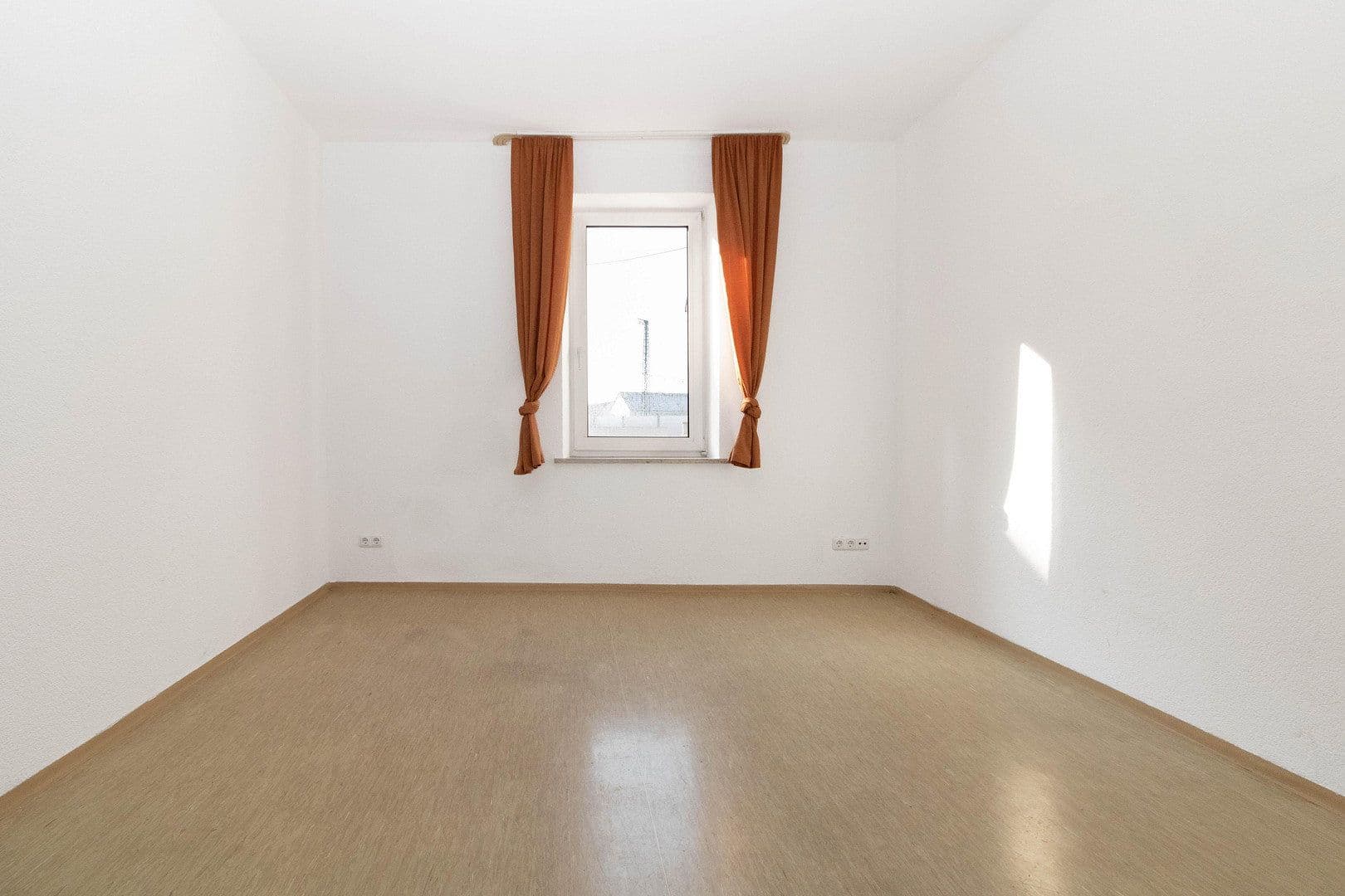 Prodej domu 410 m², pozemek 230 m², Augsburg, Bavorsko Prodej domu 410 m², pozemek 230 m², Augsburg, Bavorsko