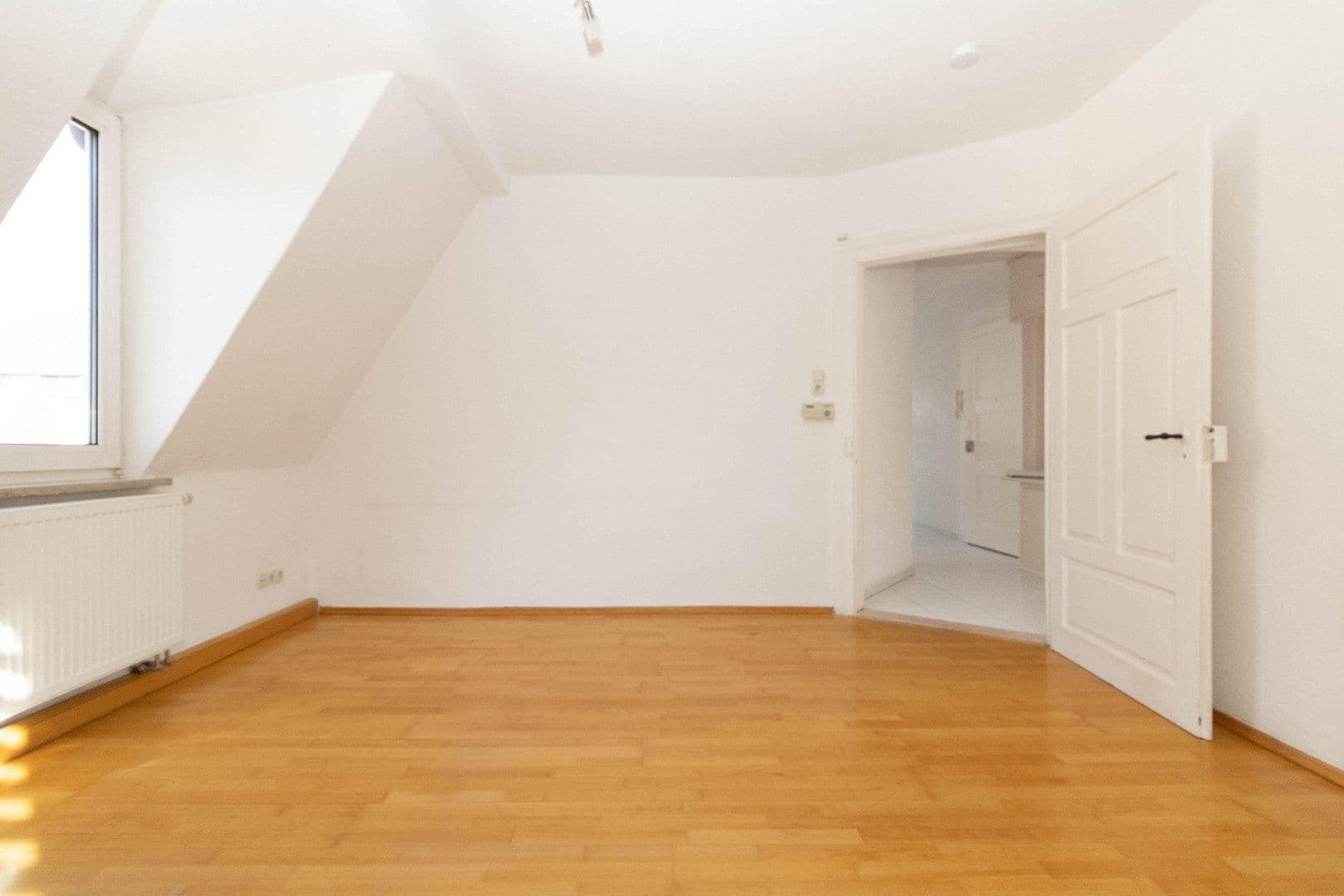 Prodej domu 410 m², pozemek 230 m², Augsburg, Bavorsko Prodej domu 410 m², pozemek 230 m², Augsburg, Bavorsko