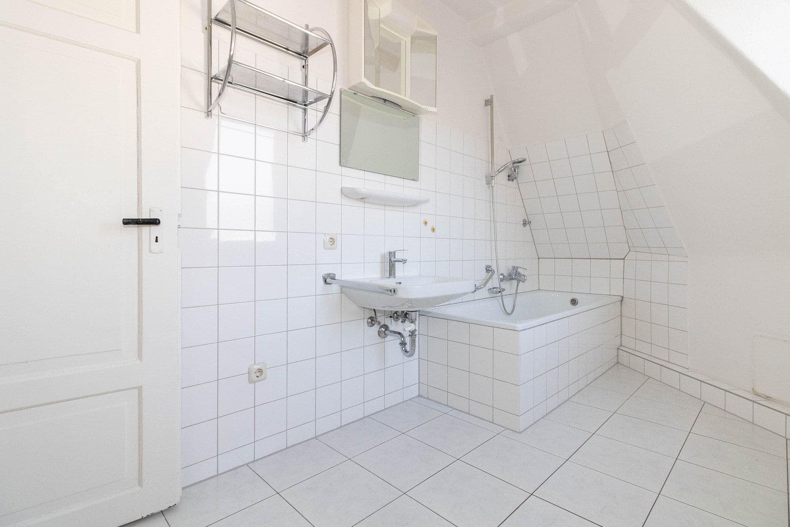 Prodej domu 410 m², pozemek 230 m², Augsburg, Bavorsko Prodej domu 410 m², pozemek 230 m², Augsburg, Bavorsko