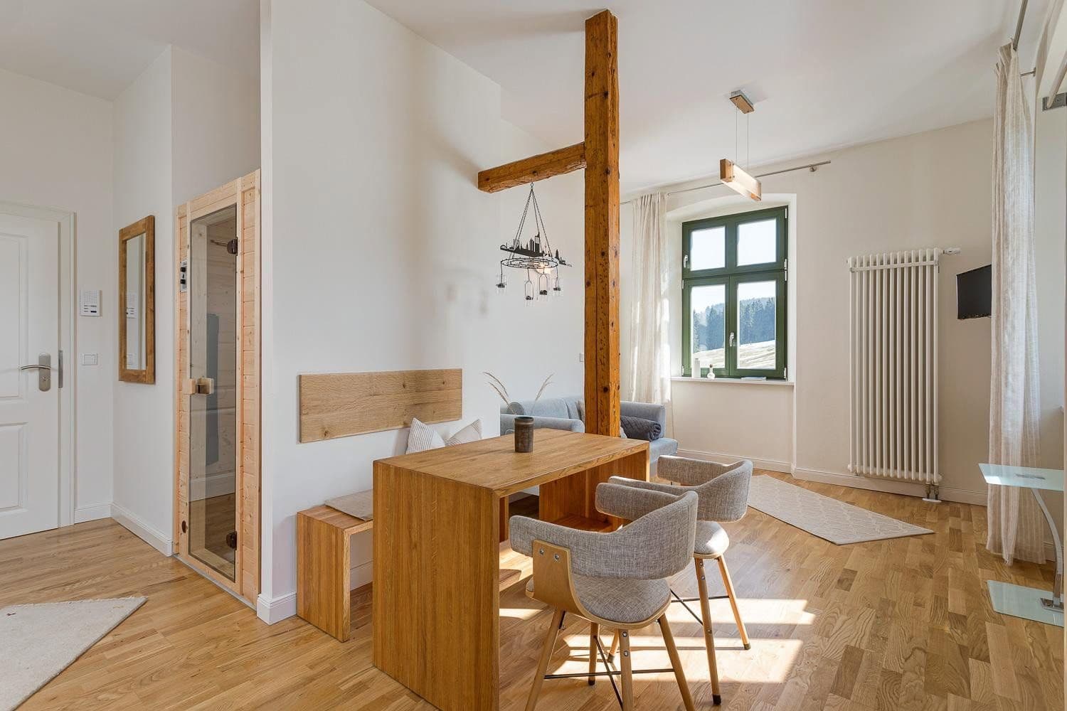 Prodej domu 377 m², pozemek 20.000 m², Eibenstock, Sasko Prodej domu 377 m², pozemek 20.000 m², Eibenstock, Sasko