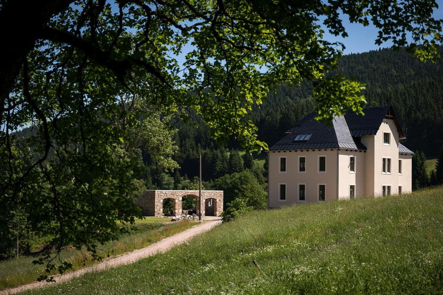 Prodej domu 377 m², pozemek 20.000 m², Eibenstock, Sasko Prodej domu 377 m², pozemek 20.000 m², Eibenstock, Sasko