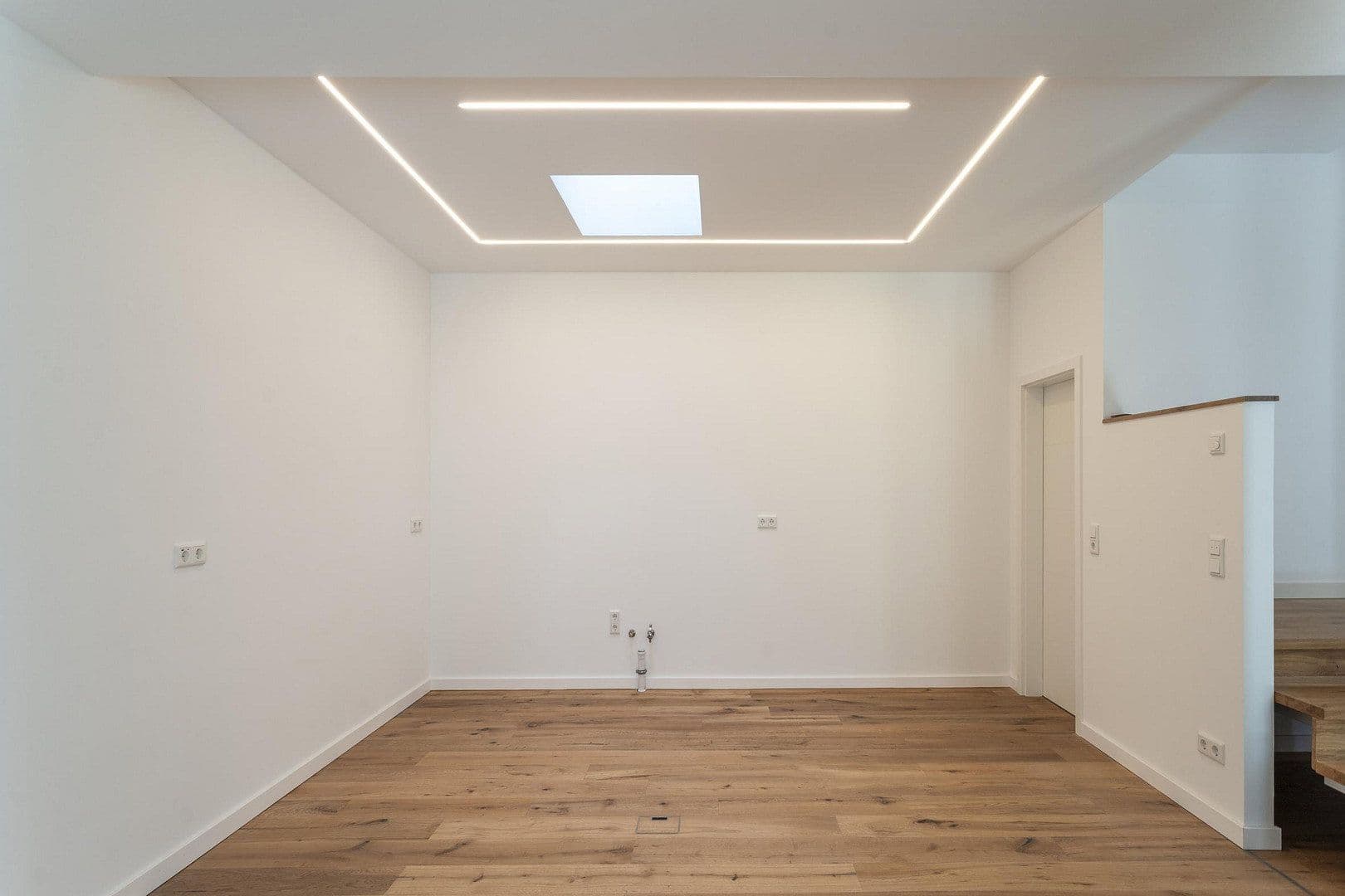 Prodej bytu 3+1 114 m², Halle, Sasko-Anhaltsko Prodej bytu 3+1 114 m², Halle, Sasko-Anhaltsko