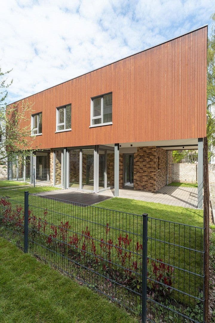 Prodej bytu 3+1 114 m², Halle, Sasko-Anhaltsko Prodej bytu 3+1 114 m², Halle, Sasko-Anhaltsko