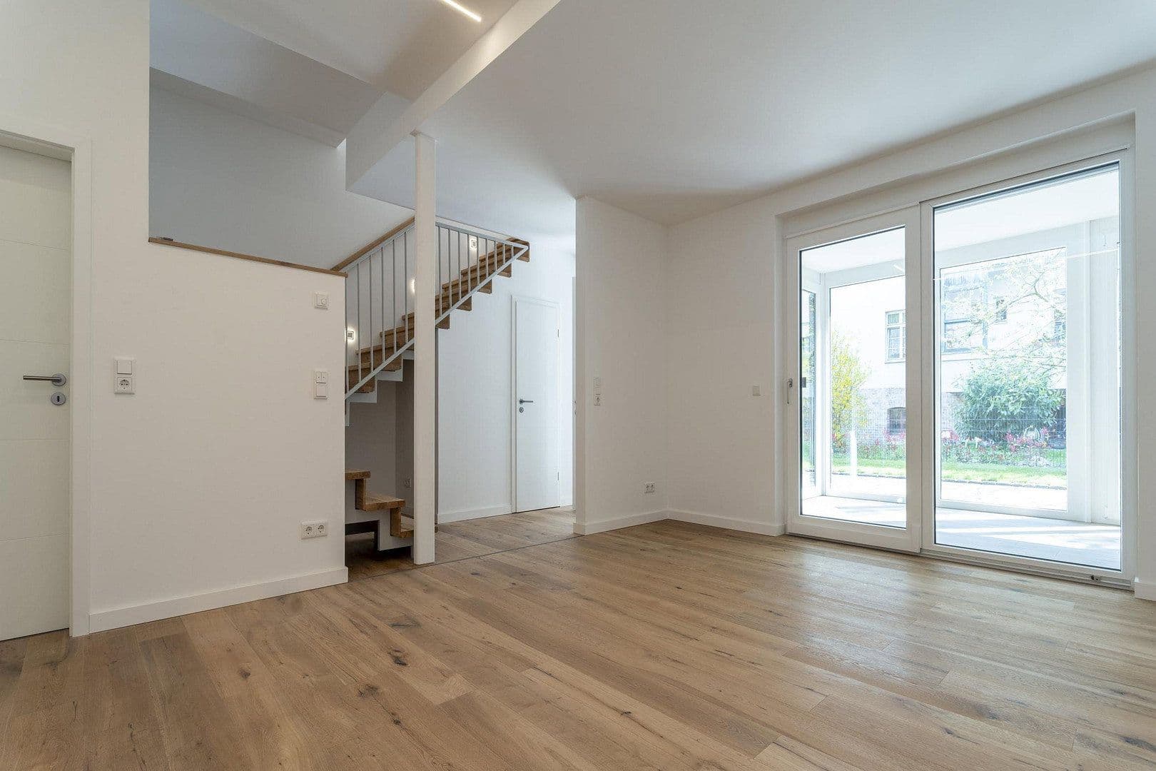 Prodej bytu 3+1 114 m², Halle, Sasko-Anhaltsko Prodej bytu 3+1 114 m², Halle, Sasko-Anhaltsko