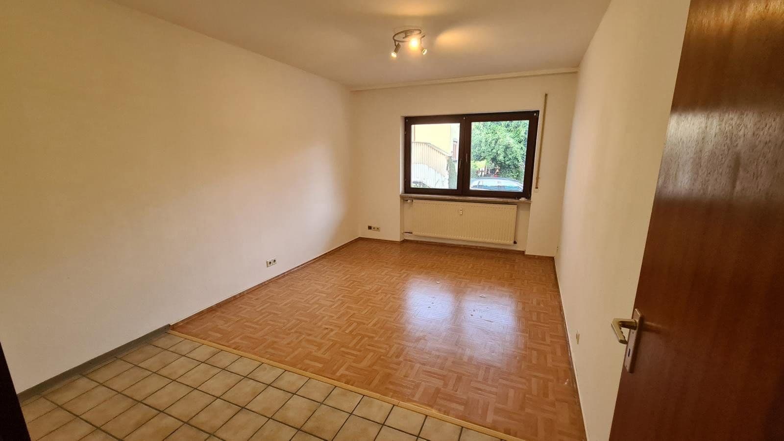 Pronájem bytu 1+1 30 m², Huchenfelder Hauptstr. 91, Pforzheim, Bádensko-Württembersko Pronájem bytu 1+1 30 m², Huchenfelder Hauptstr. 91, Pforzheim, Bádensko-Württembersko