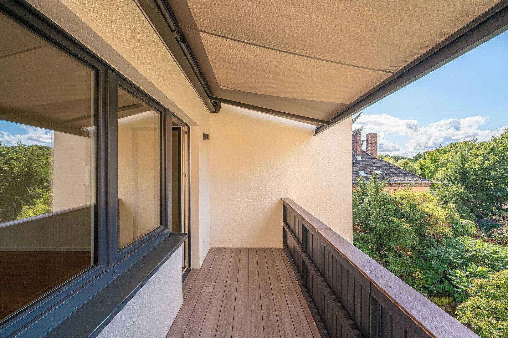 Prodej bytu 2+1 64 m², Leydenallee 37, Berlin, Berlín Prodej bytu 2+1 64 m², Leydenallee 37, Berlin, Berlín