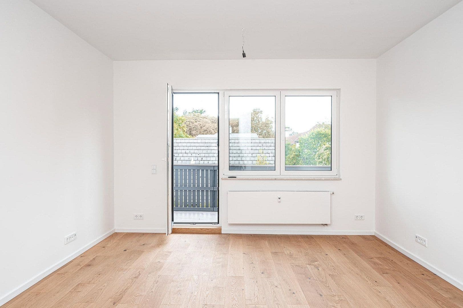 Prodej bytu 2+1 64 m², Leydenallee 37, Berlin, Berlín Prodej bytu 2+1 64 m², Leydenallee 37, Berlin, Berlín