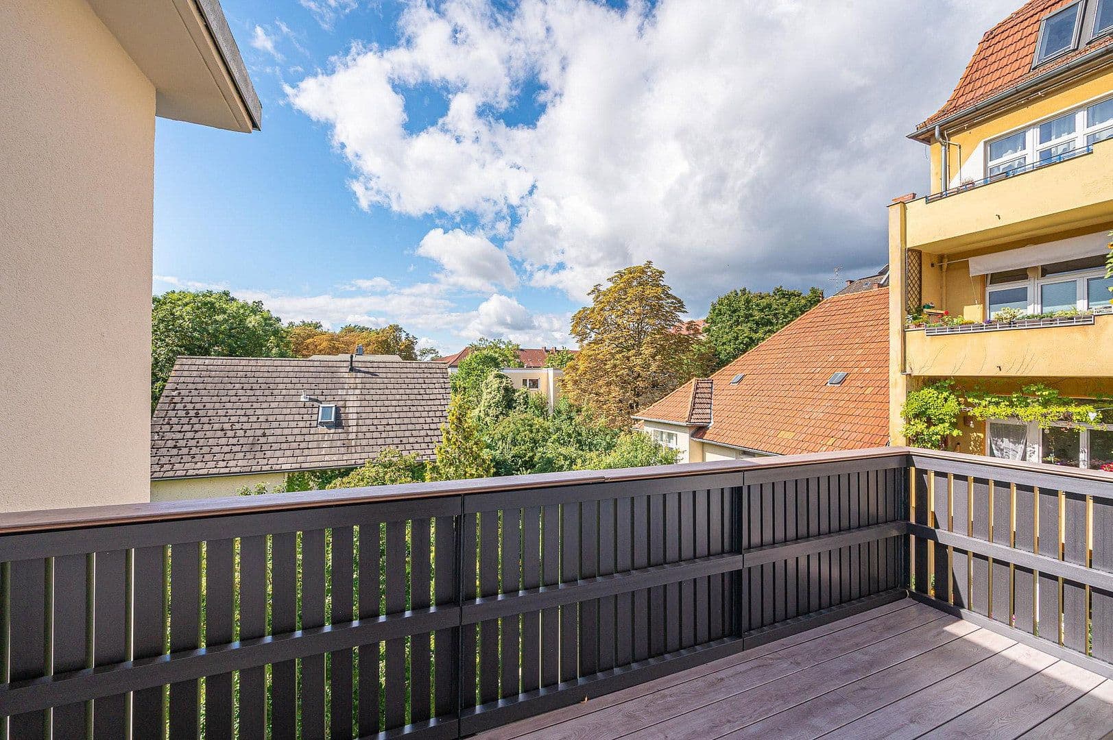 Prodej bytu 2+1 64 m², Leydenallee 37, Berlin, Berlín Prodej bytu 2+1 64 m², Leydenallee 37, Berlin, Berlín