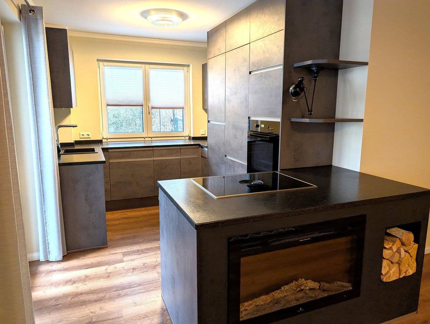 Prodej bytu 4+1 109 m², Ingolstadt, Bavorsko Prodej bytu 4+1 109 m², Ingolstadt, Bavorsko