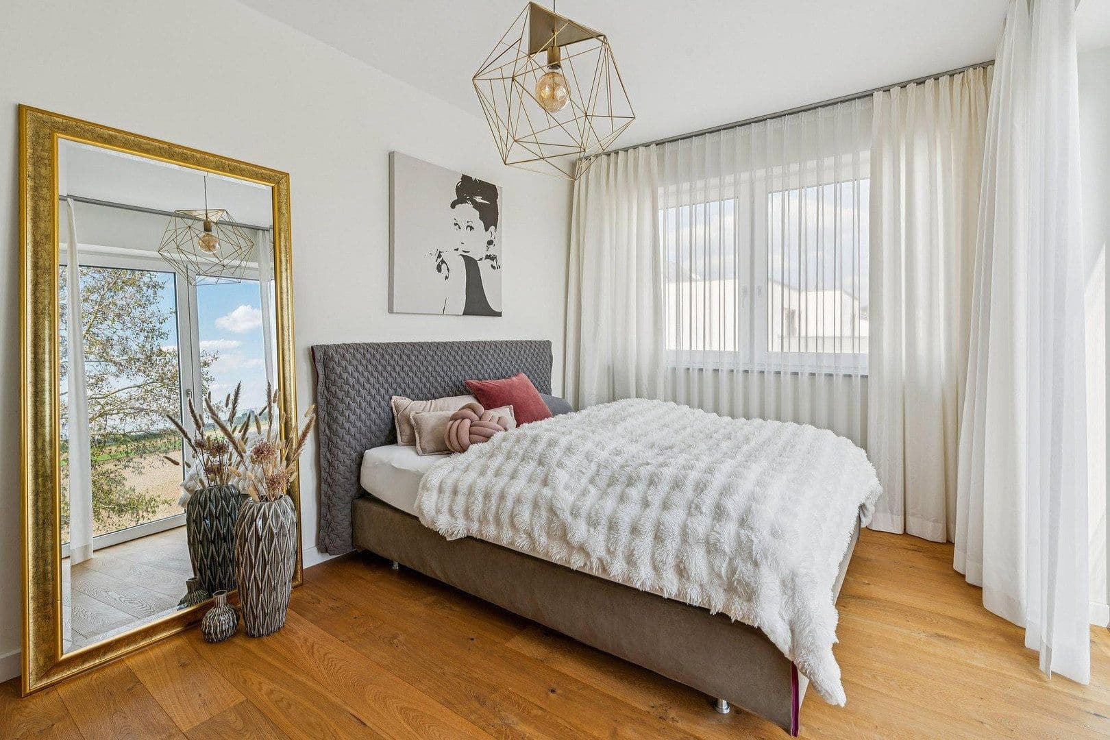 Prodej domu 285 m², pozemek 563 m², Ulm, Bádensko-Württembersko Prodej domu 285 m², pozemek 563 m², Ulm, Bádensko-Württembersko