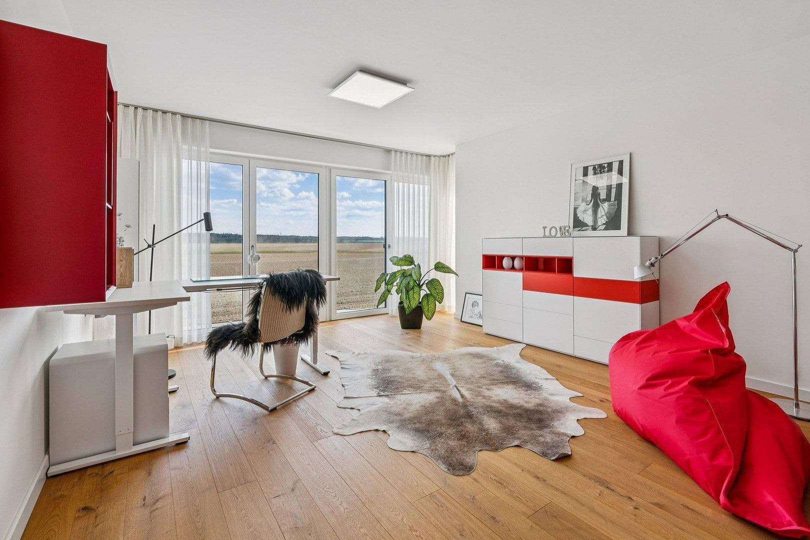 Prodej domu 285 m², pozemek 563 m², Ulm, Bádensko-Württembersko Prodej domu 285 m², pozemek 563 m², Ulm, Bádensko-Württembersko