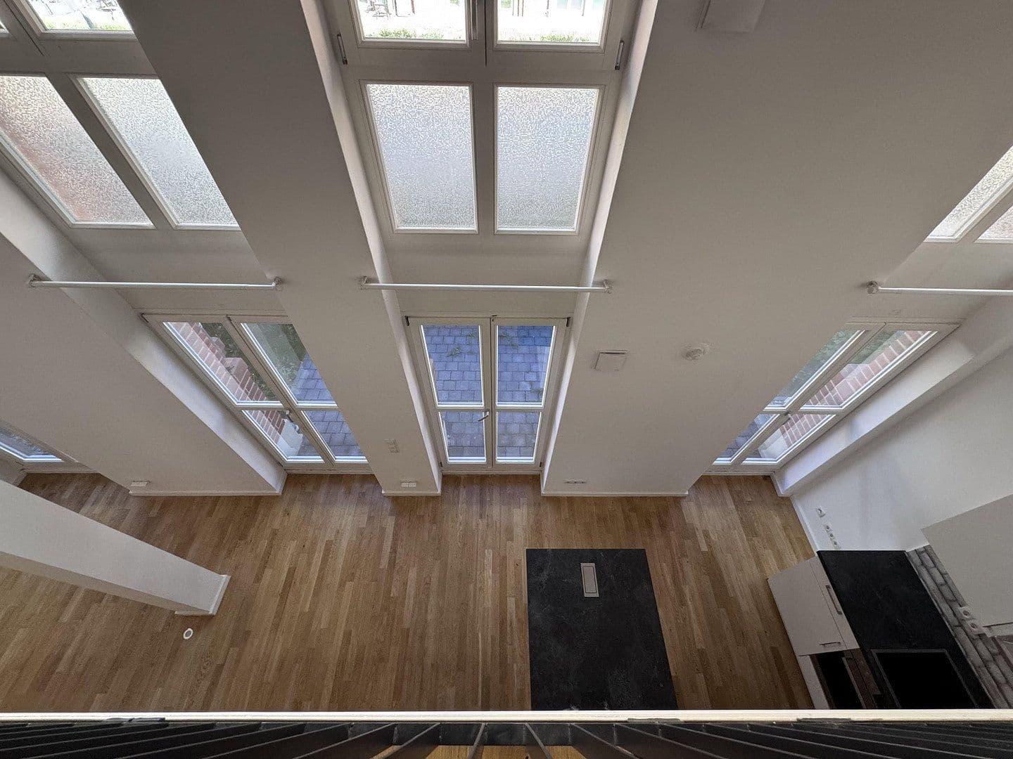 Pronájem bytu 3+1 96 m², Berlin, Berlín Pronájem bytu 3+1 96 m², Berlin, Berlín