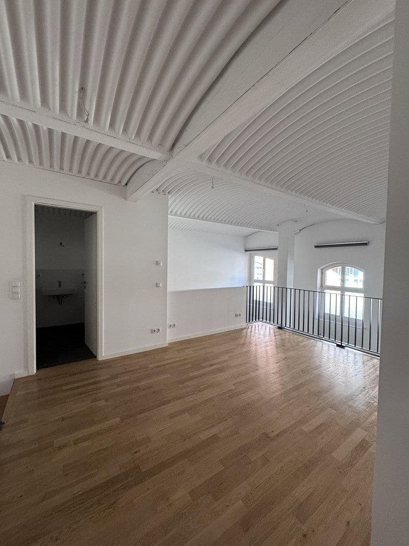 Pronájem bytu 3+1 96 m², Berlin, Berlín Pronájem bytu 3+1 96 m², Berlin, Berlín
