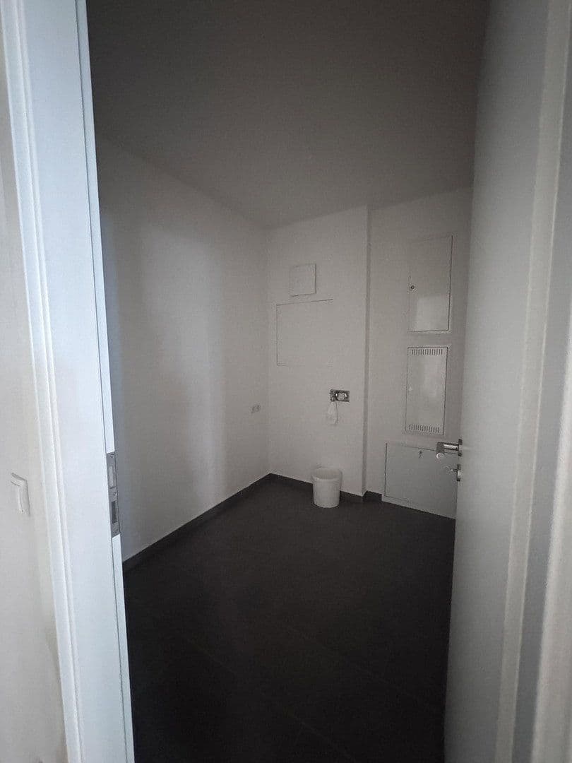 Pronájem bytu 3+1 96 m², Berlin, Berlín Pronájem bytu 3+1 96 m², Berlin, Berlín