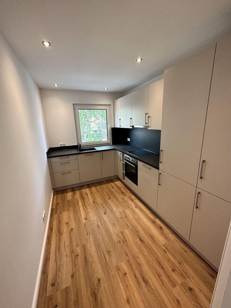 Pronájem bytu 3+1 73 m², Hamburg, Hamburg Pronájem bytu 3+1 73 m², Hamburg, Hamburg