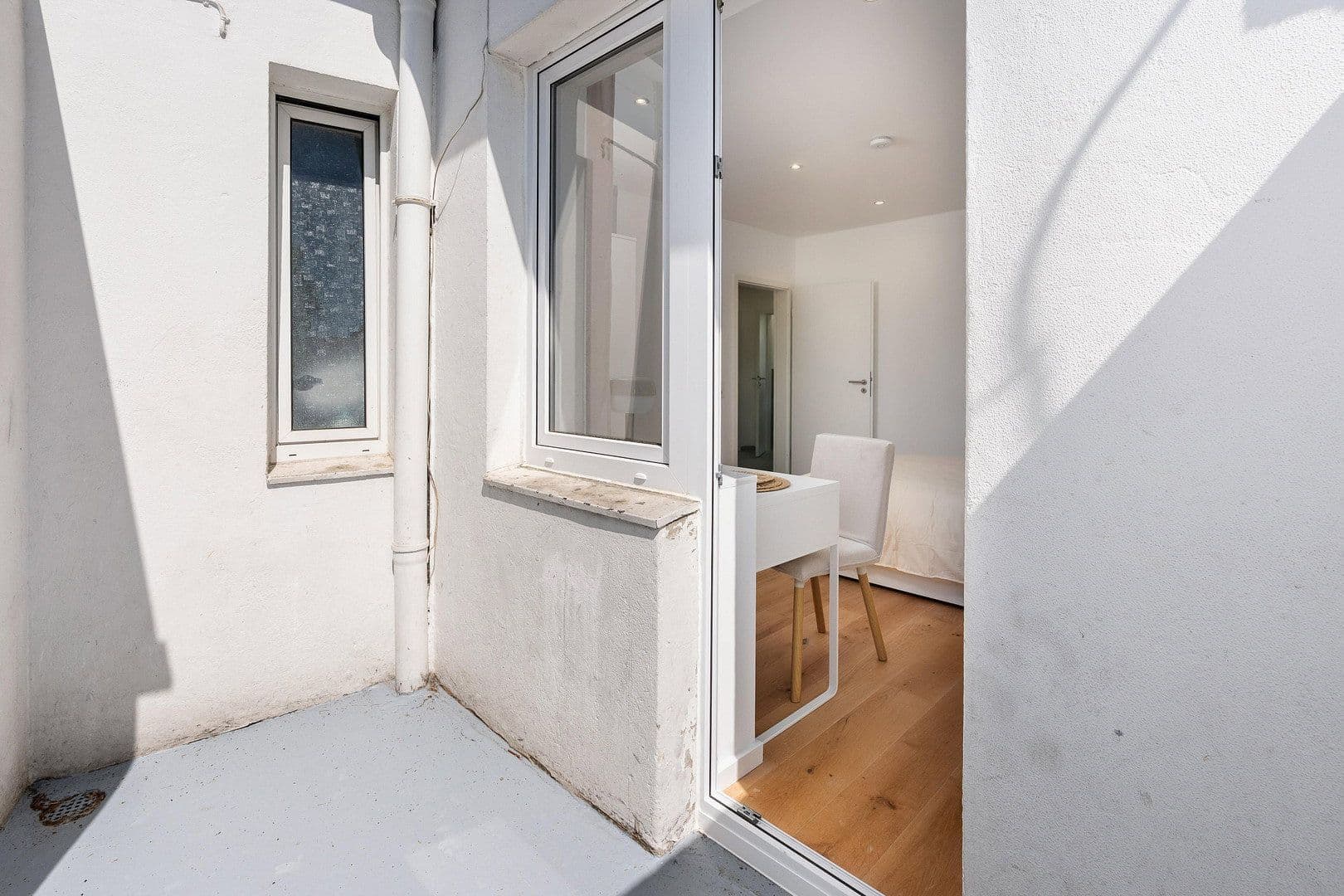 Pronájem bytu 39 m², Düsseldorf, Severní Porýní-Vestfálsko Pronájem bytu 39 m², Düsseldorf, Severní Porýní-Vestfálsko