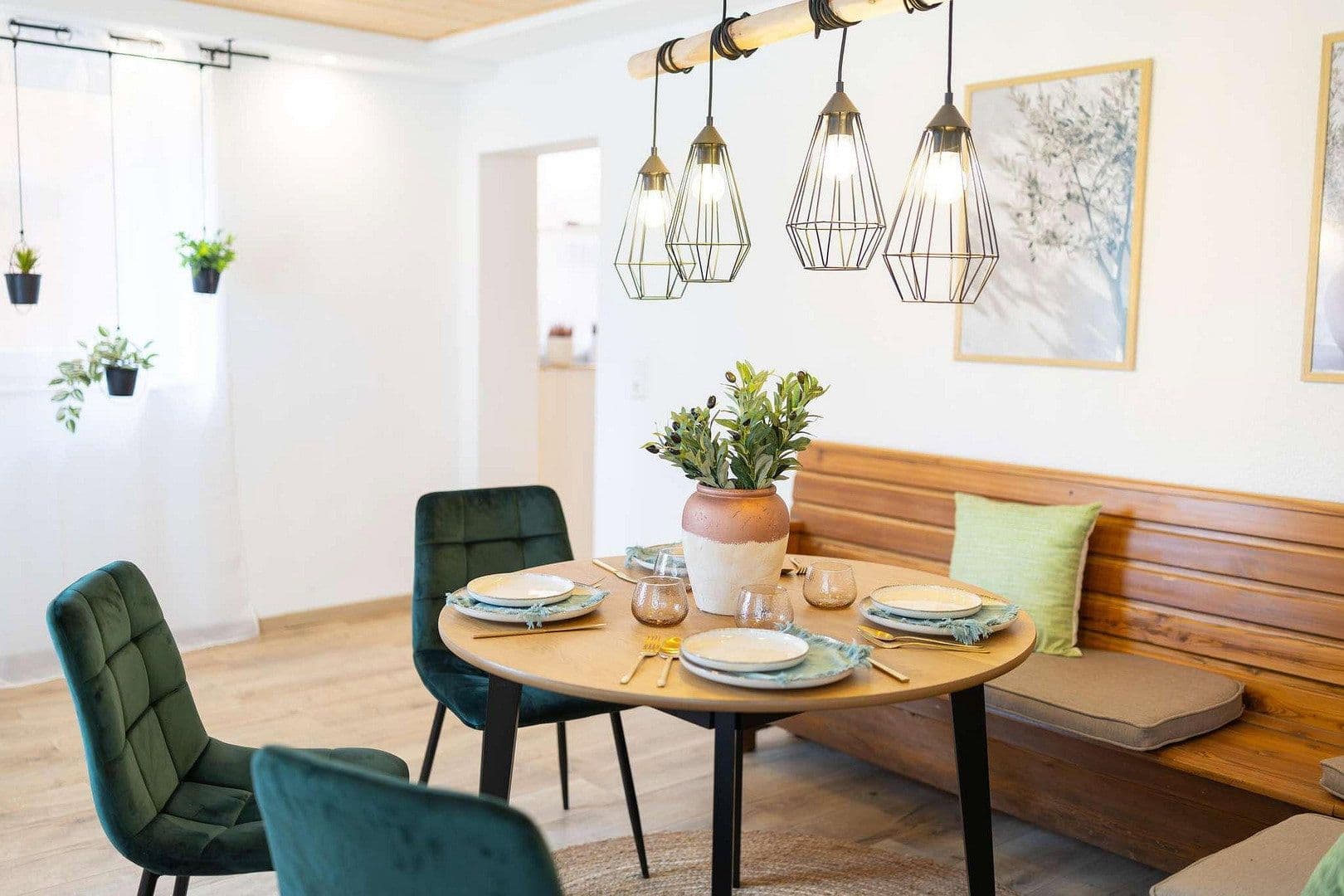 Prodej domu 280 m², pozemek 6.597 m², Geslau, Bavorsko Prodej domu 280 m², pozemek 6.597 m², Geslau, Bavorsko